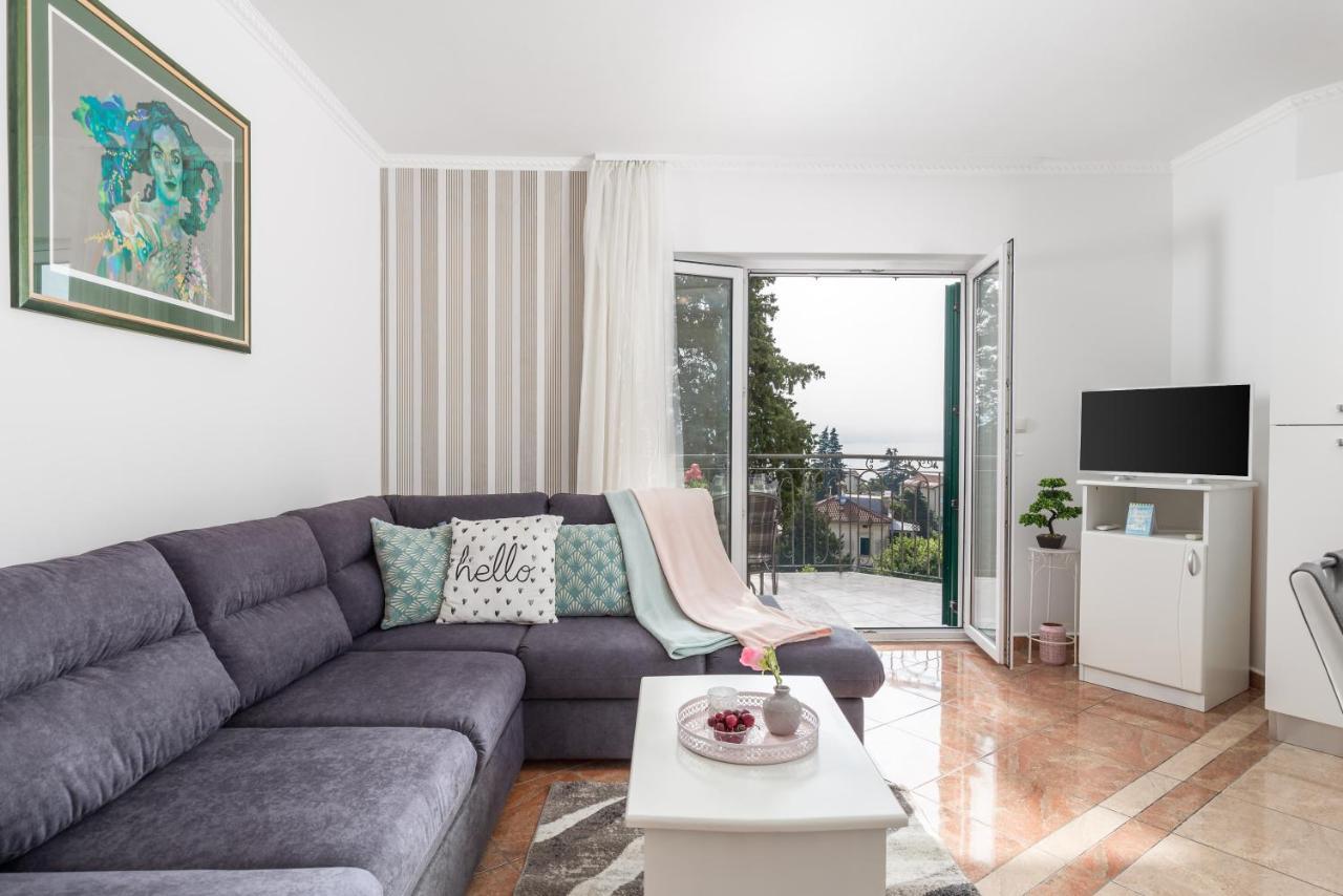 Summer Breeze Apartment With A Pool Opatija Dış mekan fotoğraf